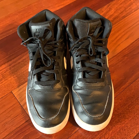 Nike Hi Tops, Classic Old School - Picture 2 of 8